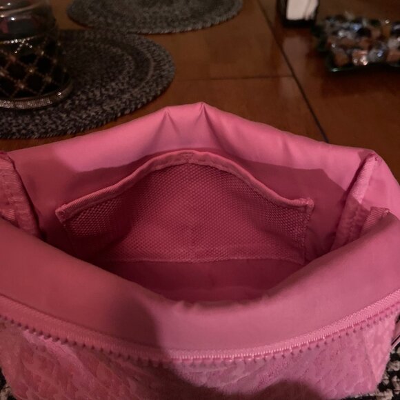 Pink - Picture 3 of 4